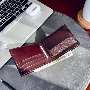 Disponible ahora, billetera de cuero para hombre, fabricada en EE. UU., billetera clásica de cuero plegable, billetera para hombre cosida a mano, regalo para hombres, esposo, hijo, papá