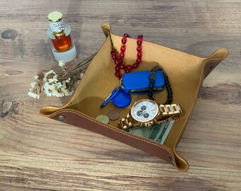 Personalized Leather Valet Tray: Custom Dice Tray, Desk Organizer