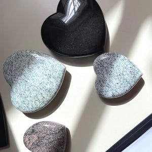 Steinherz - Herz aus Naturstein - Granit in verschiedenen Farben, Stein, Herzen, Grabschmuck, Deko, Herz, Geschenk, Hochzeit, Liebe
