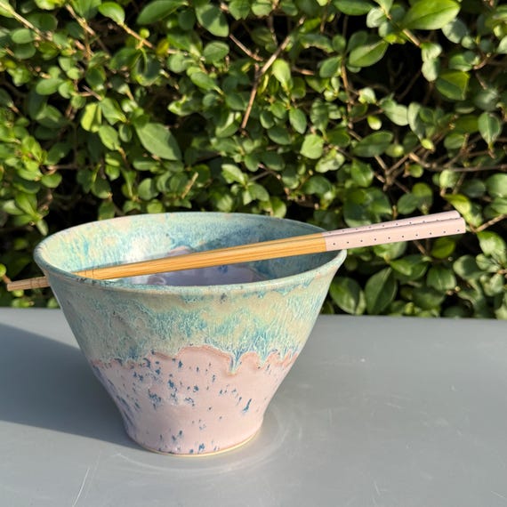 Handmade Ceramic noodle bowl, ramen bowl, pink