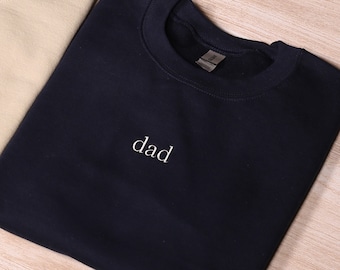 Embroidered Dad & Mama Sweatshirt, Minimal New Mom Dad Embroidery Hoodie, Matching Family Outfit, Best Dad Ever Gift, Fathers Day Gift Idea