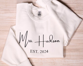 Aangepaste mevrouw geborduurd sweatshirt met Est-datum, geborduurde gepersonaliseerde verloofde hoodie, outfit vrouw, vrijgezellenfeest bruid als cadeau