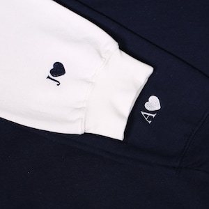 Moletom com coração inicial bordado personalizado na manga, moletom com capuz bordado de casal personalizado, roupa de dia dos namorados combinando, presentes de aniversário