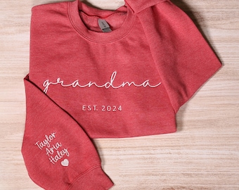 Custom Grandma Sweatshirt With Grandkids Names On Sleeve, Personalized Granny Hoodie, Gramma Outfit, Gigi Mimi Clothing, Mothers Day Gifts