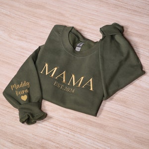 Personalized Mama Embroidered Sweatshirt, Custom Mom Embroidery Hoodie, New Mom Outfit, Pregnancy Reveal Clothing, Happy Mother's Day Gifts image 5