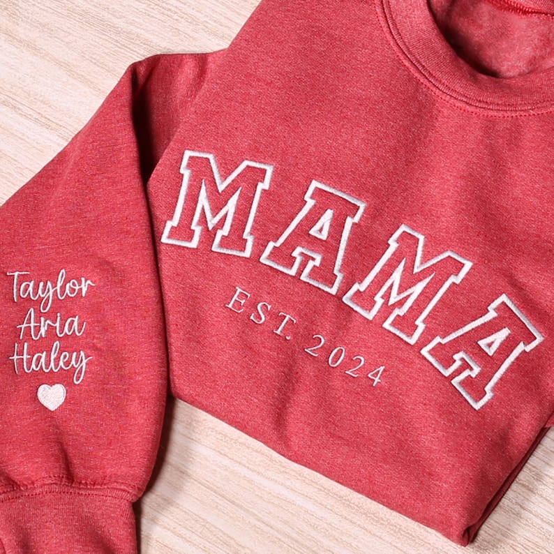 Custom Embroidered Mama Sweatshirt, Personalized Mom Hoodie With Names, New Mama Outfit, Pregnancy Announcement Clothing, Mothers Day Gifts afbeelding 5