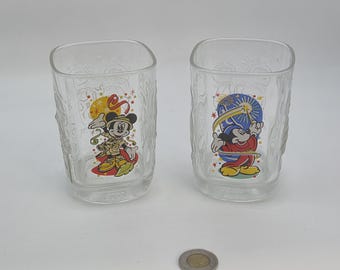 マクドナルドの2000年ミッキーマウスグラス