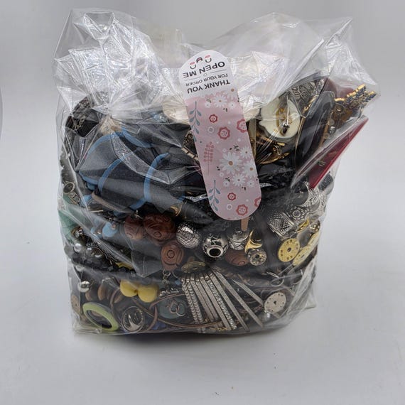 Sac de bijoux, /pièces de bijoux mystère !