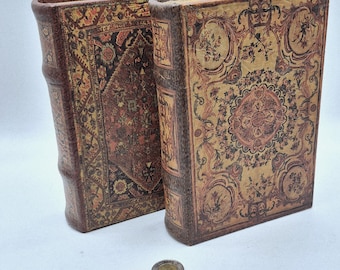 Set of 2 Vintage Secret Book Boxes – Antique Library Style Jewelry Boxes – Decorative Trompe-l'oeil Storage –