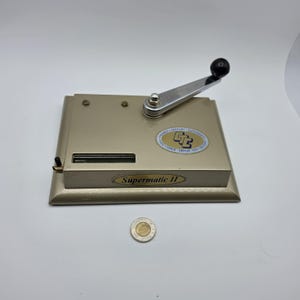 Vintage manual rolling machine - Supermatic II - CTC (Central Tobacco Co.)