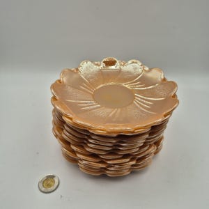 Lot d'Assiettes à Dessert Fire-King Peach Lustre "Shell" par Anchor Hocking, Soucoupes Irisées Pêche Vintage Années 1960