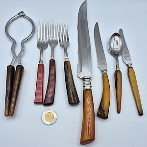 Vintage Art Deco Cutlery Set / MCM – Amber, Marbled and Bakelite Handles – Knives, Forks, Spoon and Nutcracker – Shabby Chic Style