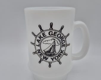 Vintage Lake George New York witte melkglazen mok - nautische stijl uit het midden van de 20e eeuw - reissouvenir - melkglazen mok - jaren 60/70