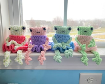 Crochet Leggy Frog Dress