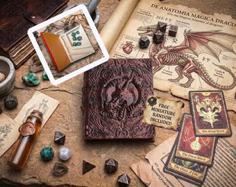 Boîte à dés magnétique Dragon Magic Tome, porte-dés draconique, accessoires de jeu de rôle 3D, figurine GRATUITE incluse | Fates End