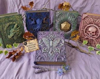 Magnetic Moth Magic Tome Dice Box,Moth Dice Holder, 3D RPG Accessories, Includes FREE RANDOM Miniature | Fates End