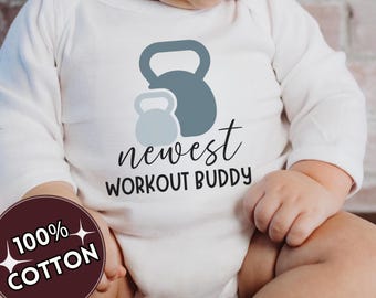 newest workout buddy baby bodysuit, cute fitness baby outfit, baby announcement, newborn baby gift, daddy’s gym partner onesie®