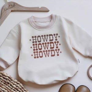 Howdy Bubble Romper, Retro Cowboy Bodysuit, Boho Country Bodysuit, Western Baby Gift, Newborn Clothes, Gender Neutral, Baby Announcement