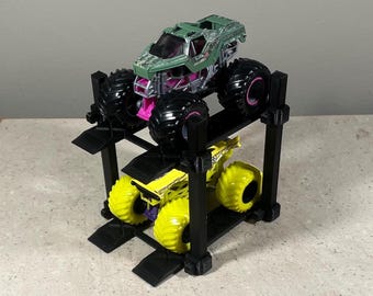 Monster Jam Trucks Garage Lift