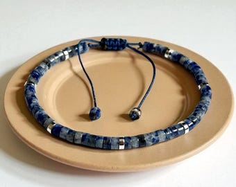 Adjustable Sodalite Gemstone Bracelet: Minimalist Boho Crystal Jewelry
