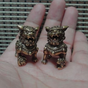 Vintage Style Brass Lion Statues: Home Garden Decor (Pair)