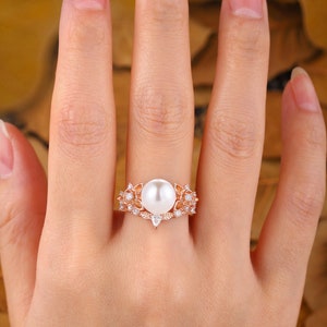 Akoya Pearl Engagement Ring Set Vintage Rose Gold Moissanite Curved Wedding Ring Leaf Design Wedding Band Women's Handmade Jewelry image 8