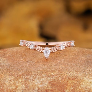 Akoya Pearl Engagement Ring Set Vintage Rose Gold Moissanite Curved Wedding Ring Leaf Design Wedding Band Women's Handmade Jewelry image 3