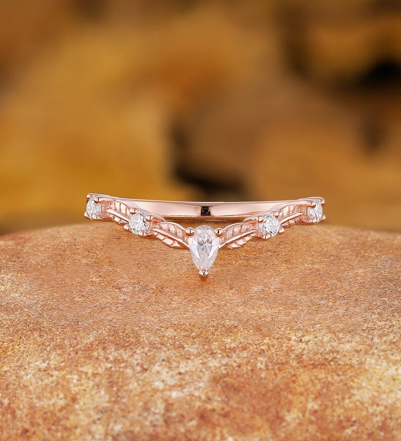 Akoya Pearl Engagement Ring Set Vintage Rose Gold Moissanite Curved Wedding Ring Leaf Design Wedding Band Women's Handmade Jewelry image 3