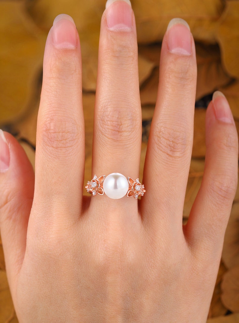 Akoya Pearl Engagement Ring Set Vintage Rose Gold Moissanite Curved Wedding Ring Leaf Design Wedding Band Women's Handmade Jewelry image 9