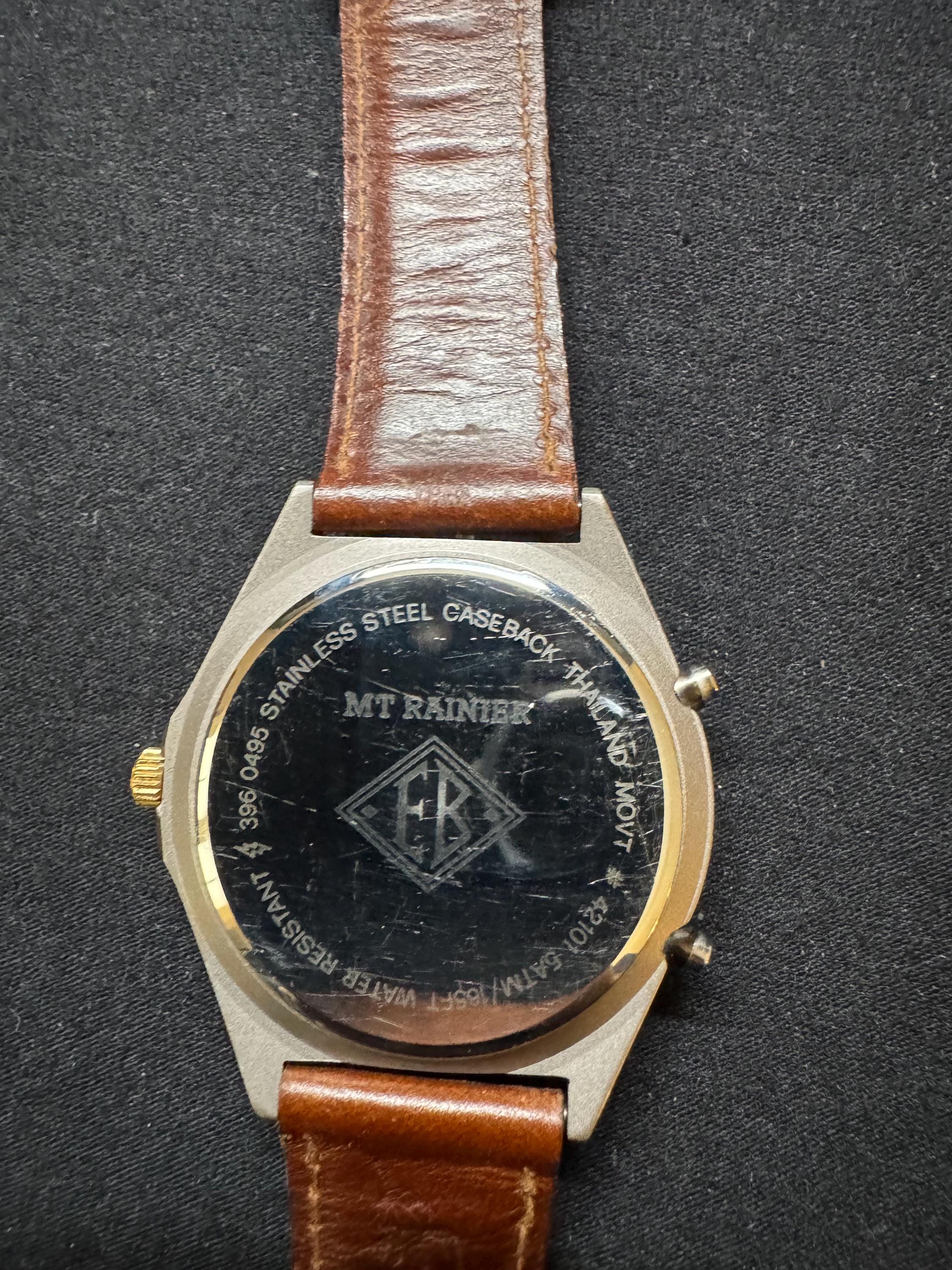 超美品　エディーバウアー　ヴィンテージ ウォッチ　本革 Elegant Blue Dial Eddie Bauer Watch - Etsy