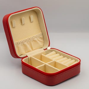 Custodia per gioielli da viaggio in similpelle / Scatola portaoggetti per anelli, orecchini, collane / Piccolo organizer per orecchini quadrati / Regalo perfetto per donna