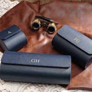 Gepersonaliseerde lederen horlogedoos, aangepaste lederen horlogedoos, gegraveerde stalknecht horlogekast cadeau, reishorloge organisator cadeau voor hem, cadeau bruidegom
