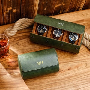Retro groene lederen horlogekast gepersonaliseerd, reishorlogekast, vakantiecadeau voor hem, aangepaste horlogerol voor 3 horloges, valentijnscadeau voor hem