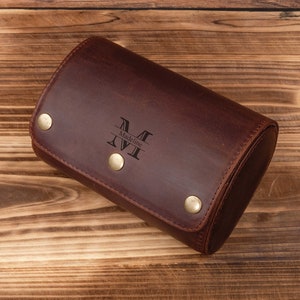 Custodia per orologi in pelle personalizzata, rotolo di orologi per 3 orologi, regalo per lo sposo, accessori da viaggio, regalo per lui, regali personalizzati, regalo per la festa del papà