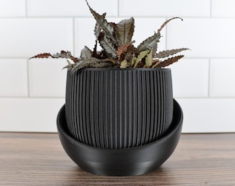 La jardinière Eero en noir