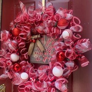 Christmas wreath for front door, Red and white Christmas Deco Mesh Wreath, Christmas Wreath with Ornaments, Buffalo Plaid Christmas Wreath