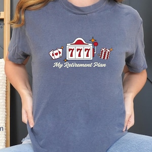 Slots Kasino Las Vegas Ruhestandsplan-Shirt, Komfortfarben-Gaming-T-Shirt, Ruhestandsgeschenk, Spieleliebhaber-Renent, Atlantikstadt, Poker-Liebhaber