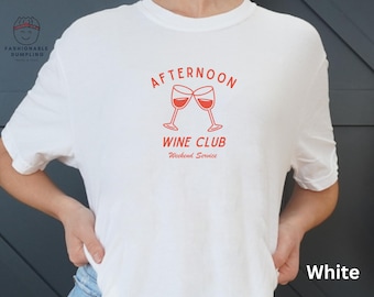 アフタヌーンワインクラブのコンフォートカラーTシャツ、ワイン愛好家向けTシャツ、ワイン愛好家へのギフト、面白いワインシャツ、グルメシャツ、ワインソムリエシャツ