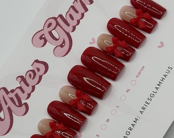 Röd rosett med franska spetsar, handgjort nagelset för alla hjärtans dag
