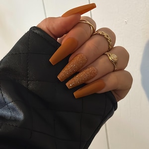 Press On Nails, Burnt Orange Nails, Orange Glitter Nails, Matte Nails, Fall Nails, Gel Nails, DIY Manicure
