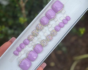 Lavender Rhinestone Press On Toenails – Luxury Glitter Toe Nail Set – Bling Purple Pedicure – Reusable Fake Toenails – Summer Vacation Nails