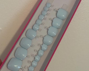 Baby Pastel Blue Press On Toenails – Luxury Toe Nail Set – Baby Blue DIY Pedicure – Reusable Fake Toenails – Summer Vacation Nails