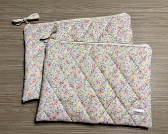 Handmade Spring Floral Quilted Laptop Sleeve | Cute Laptop Sleeves | Padded Laptop Sleeve | 13 inch | 14 inch | 15 inch