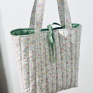 Extra Large Everyday Tote Bag | Floral Quilted Tote | Spring Tote Bag | Gift For Her | Cotton Travel Bag | Tie Tote Bag | Beach Bag
