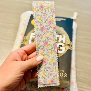 Floral Fabric Bookmark | Handmade Fabric Bookmark | Book Lovers | Book Nerds | Girly Bookmark | Gift for Mom | Gift for Her | Cloth Bookmark