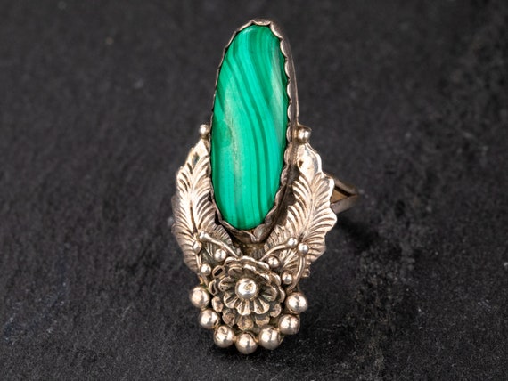 Malachite Flower and Leaf Ring - image 1