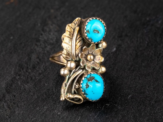 Turquoise Flower and Leaf Ring - image 1