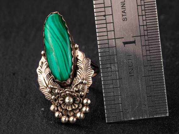 Malachite Flower and Leaf Ring - image 3