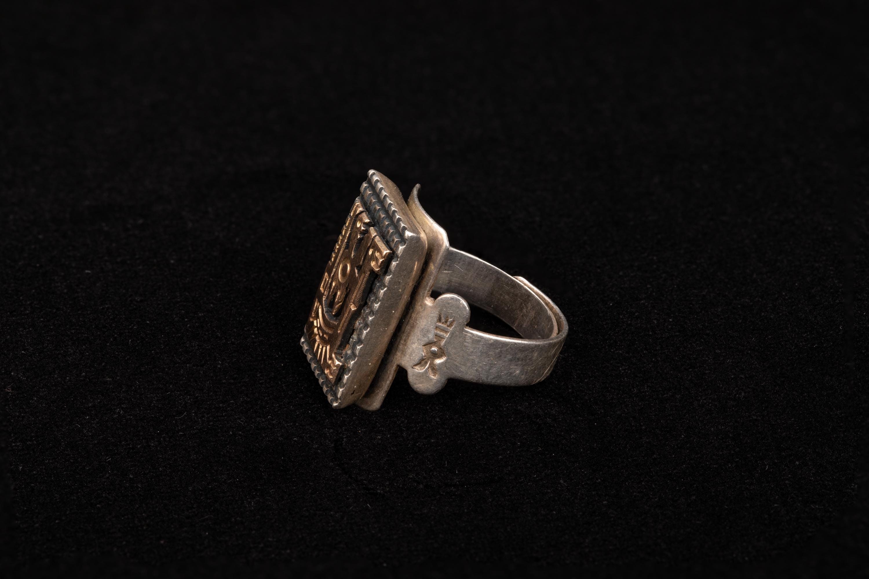 Peruvian 825 Silver and 18k Gold Ring With Dragon Design - Indigenous ...