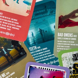 Puede incluir: Una colección de cinco portadas de álbumes de música diferentes. Las portadas son de diferentes colores y presentan diferentes bandas. Las bandas son: Bad Omens, 5 Seconds of Summer, Teeth, Youngblood y Good.